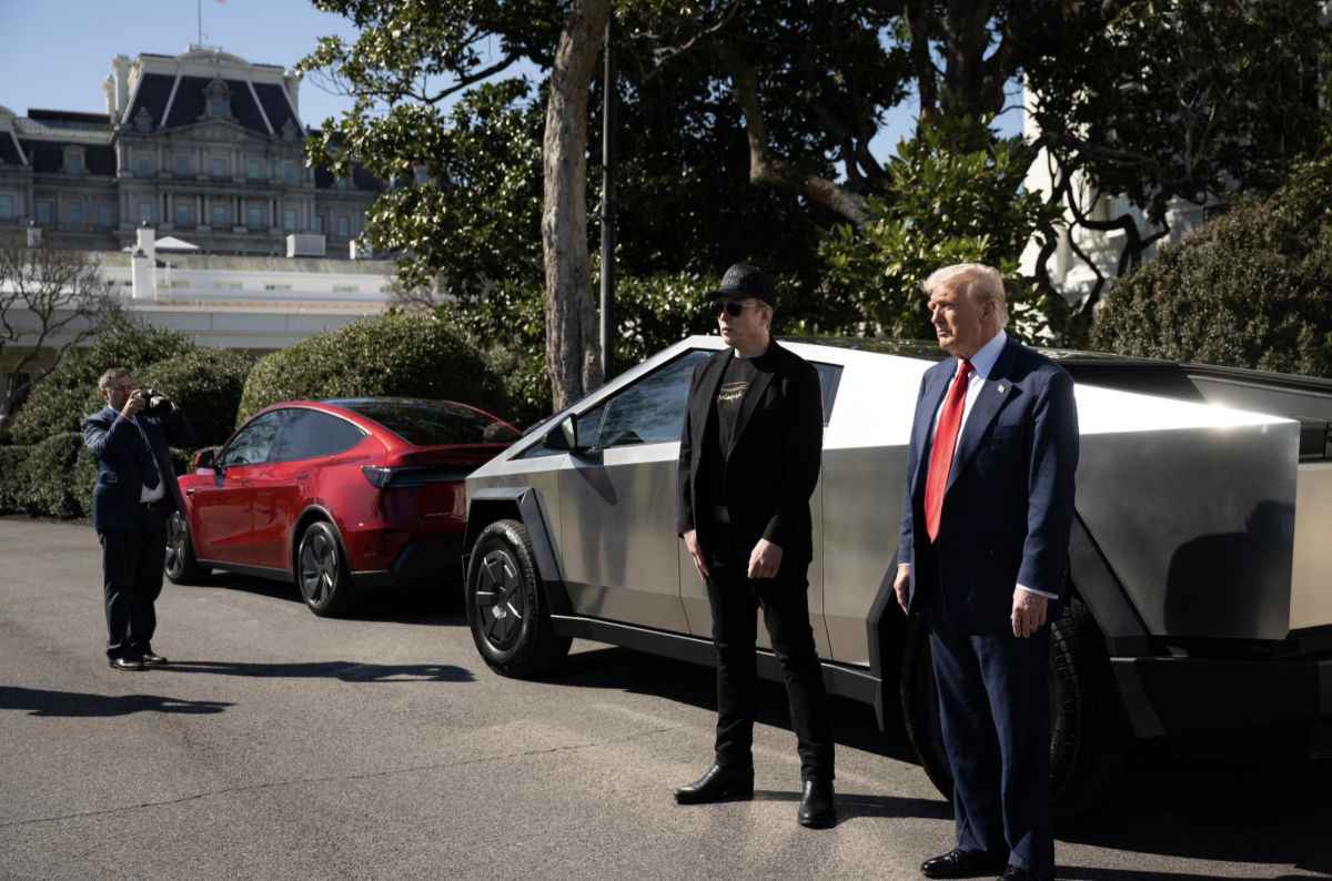 Elon Musk and Donald Trump at the White House